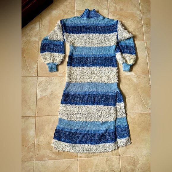 FREE PEOPLE Multi Blue Maxi Sweater Dress (US XS) - Picture 5 of 7